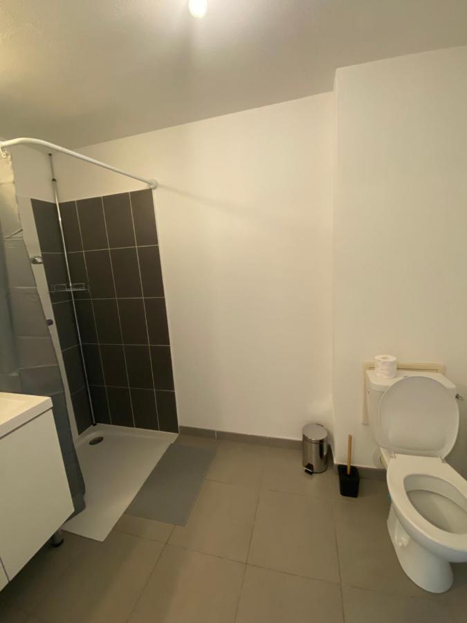 Studio Renove Proche Commodites Pessac Exterior foto