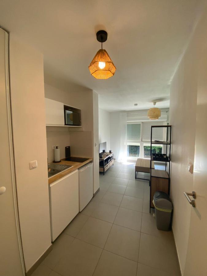 Studio Renove Proche Commodites Pessac Exterior foto