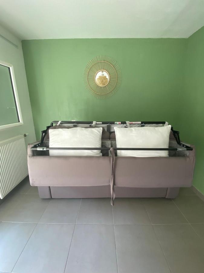 Studio Renove Proche Commodites Pessac Exterior foto