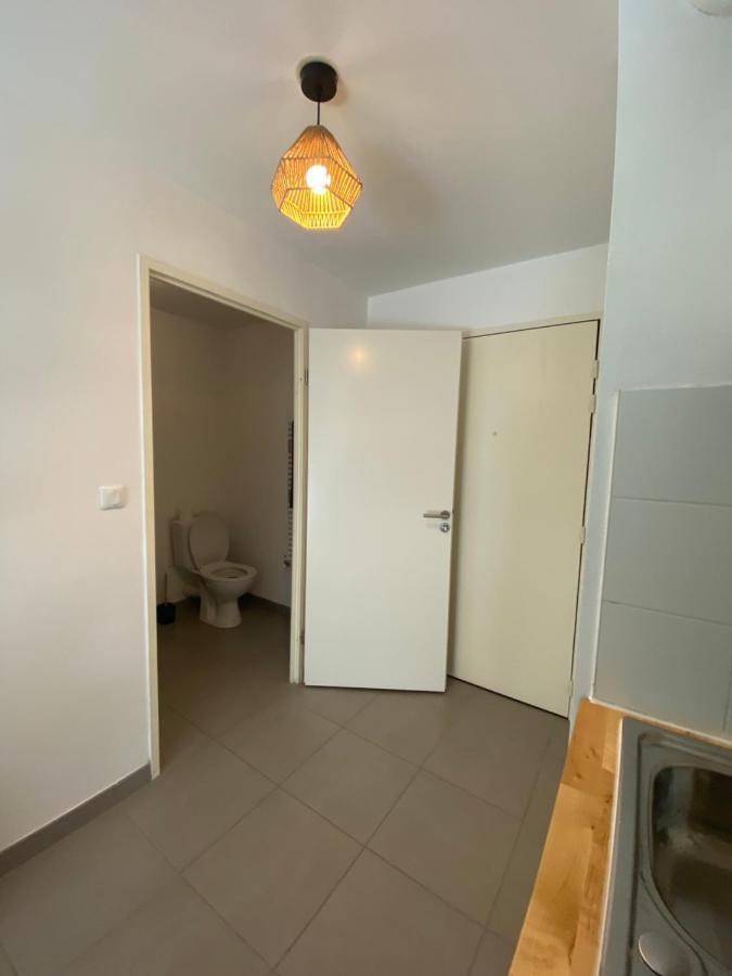 Studio Renove Proche Commodites Pessac Exterior foto
