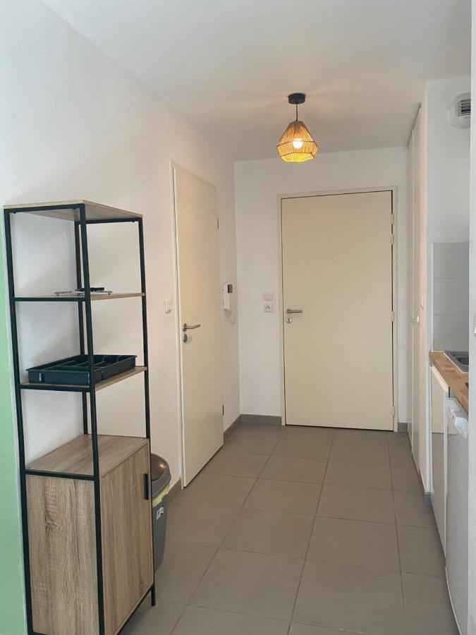 Studio Renove Proche Commodites Pessac Exterior foto